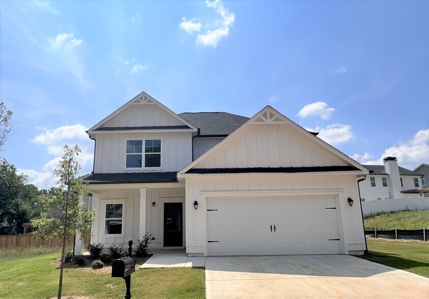 108 Russell Way, Athens, GA à vendre - Photo principale – Image 1 sur 1