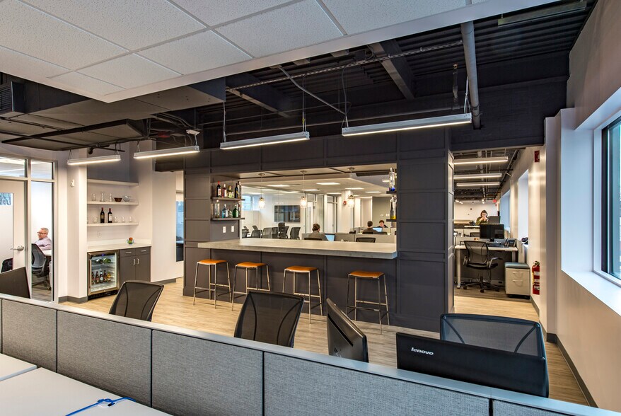 153 Needham St, Newton, MA à louer - Photo intérieure – Image 2 sur 3