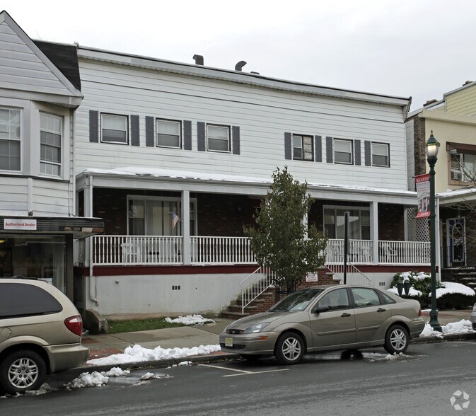 348 Kearny Ave, Kearny, NJ à vendre - Photo principale – Image 1 sur 3