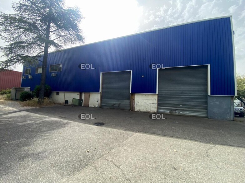 Local d’activités dans Aubagne à louer - Photo de l’immeuble – Image 1 sur 7