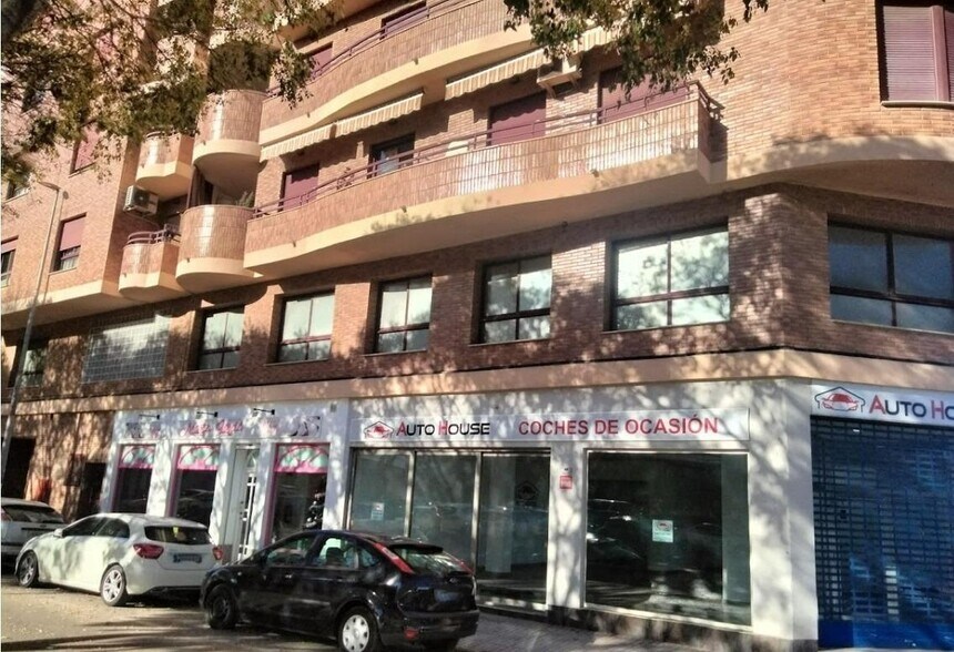 Carrer Historiador Bernardino Llorca, 11, Oliva, Valencia à vendre - Photo de l’immeuble – Image 3 sur 14