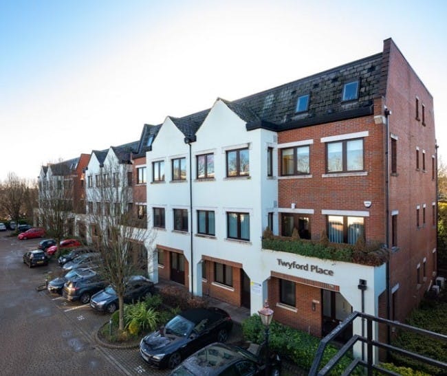 Twyford Place, Lincoln Rd, High Wycombe à louer - Photo de l’immeuble – Image 2 sur 20