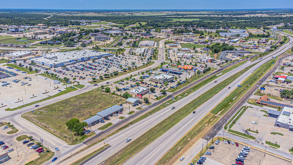 US Hwy 175, Kaufman, TX à vendre - Photo de l’immeuble – Image 1 sur 6