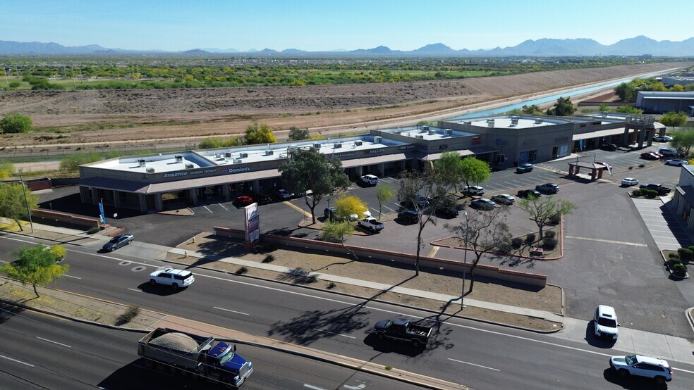 21043 N Cave Creek Rd, Phoenix, AZ à louer - Photo de l’immeuble – Image 2 sur 10