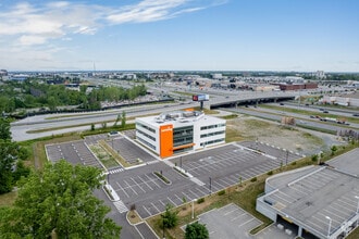 3105 Pl Louis-R.-Renaud, Laval, QC - VUE AÉRIENNE  vue de carte