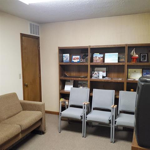 635 Robert E Lee Ave, Elkins, WV à vendre - Photo de l’immeuble – Image 3 sur 14
