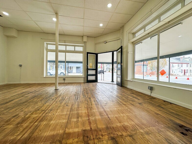 459 Cherry St, Columbia, PA à louer - Photo de l’immeuble – Image 3 sur 7