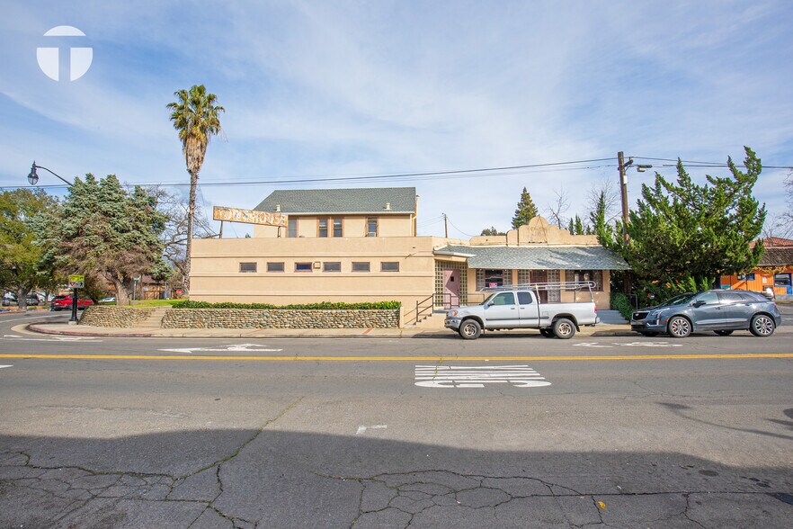 10236 Fair Oaks Blvd, Fair Oaks, CA à louer - Photo de l’immeuble – Image 2 sur 12