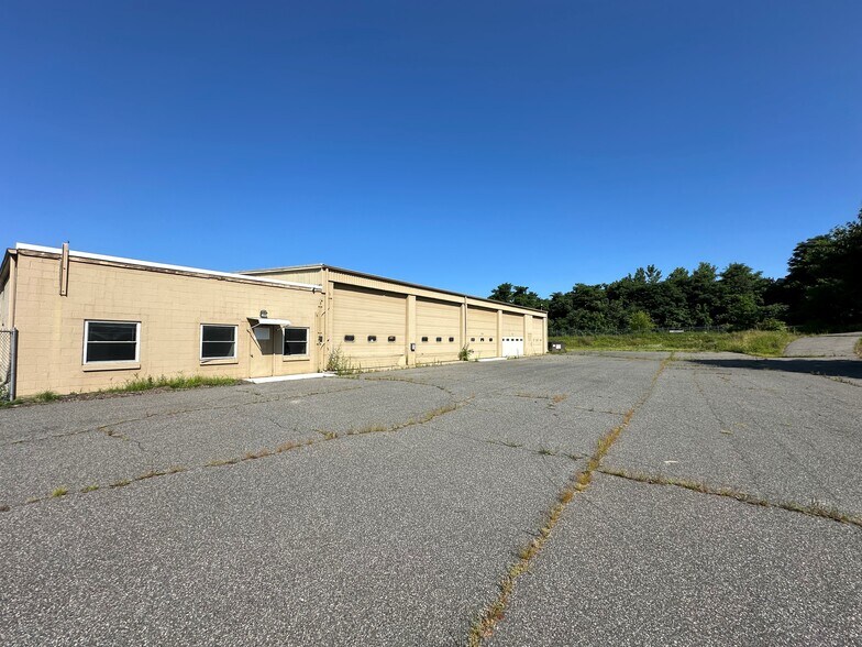 160 Rocus St, Springfield, MA à louer - Photo de l’immeuble – Image 3 sur 5