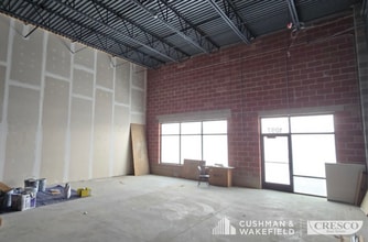 1085-1115 W Bagley Rd, Berea, OH à louer Photo intérieure– Image 1 sur 3