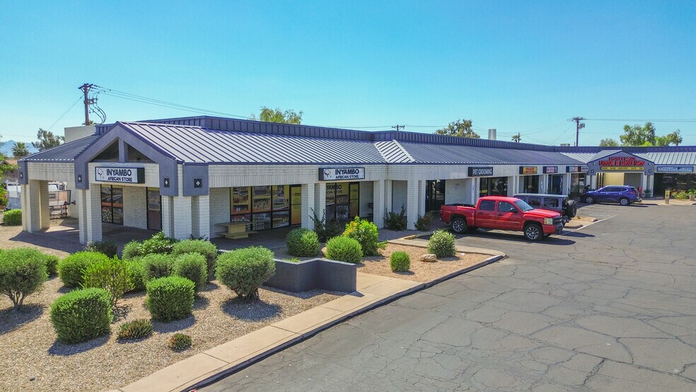 5270 N 59th Ave, Glendale, AZ à louer - Photo de l’immeuble – Image 3 sur 14