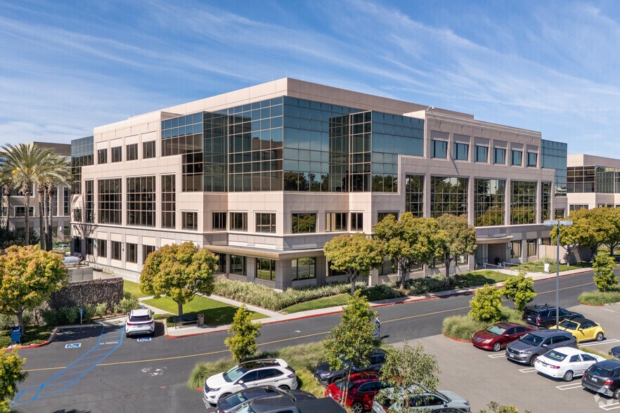 2 Polaris Way, Aliso Viejo, CA à louer - Photo principale – Image 1 sur 6