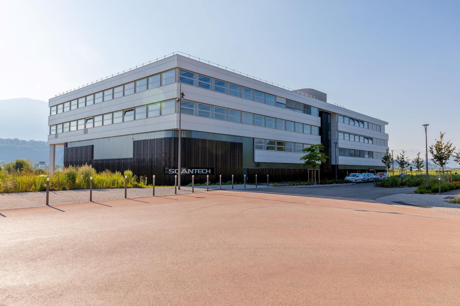 108 Avenue Lac Léman, La Motte-Servolex à louer Photo principale– Image 1 sur 6