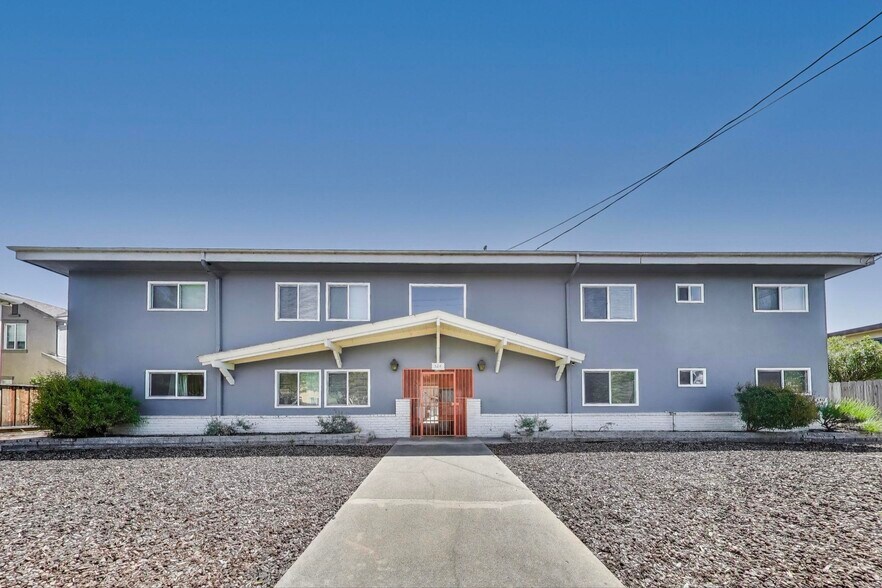 524 Buena Vista Ave, Alameda, CA à vendre - Photo de l’immeuble – Image 1 sur 12