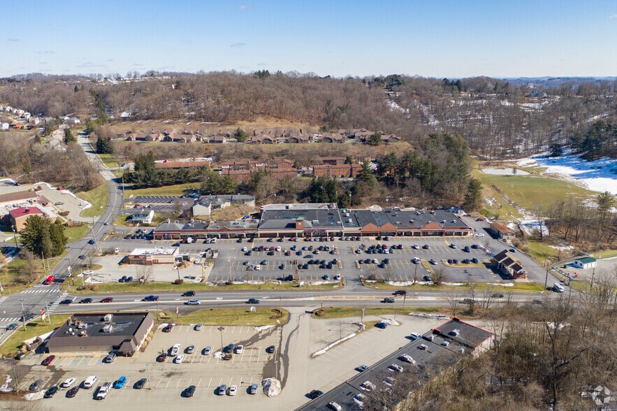 2340-2388 Golden Mile Hwy, Pittsburgh, PA à louer - Aérien – Image 2 sur 5