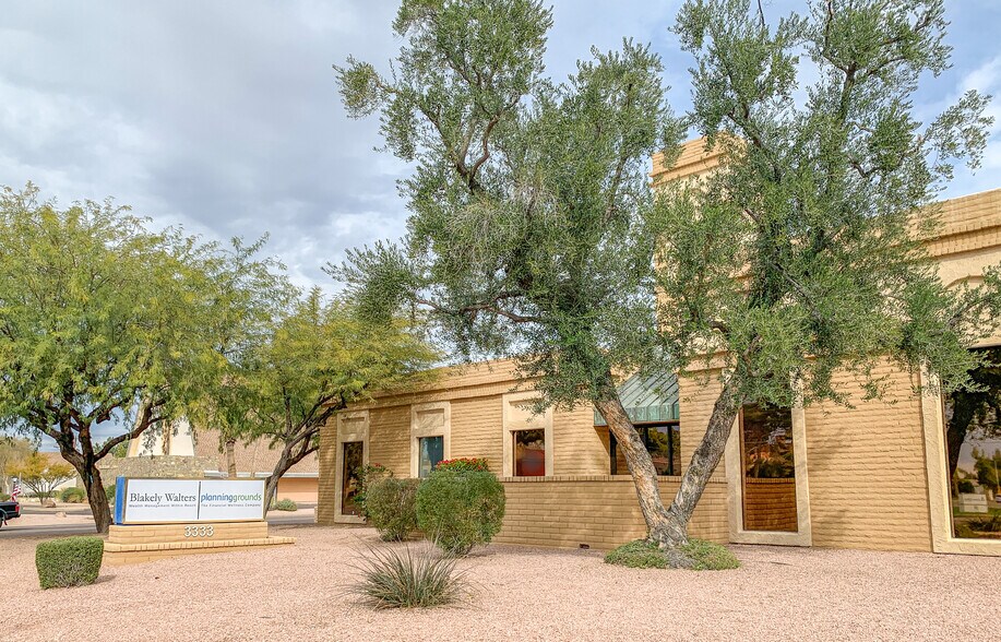3333 N Hayden Rd, Scottsdale, AZ à louer - Photo de l’immeuble – Image 3 sur 4