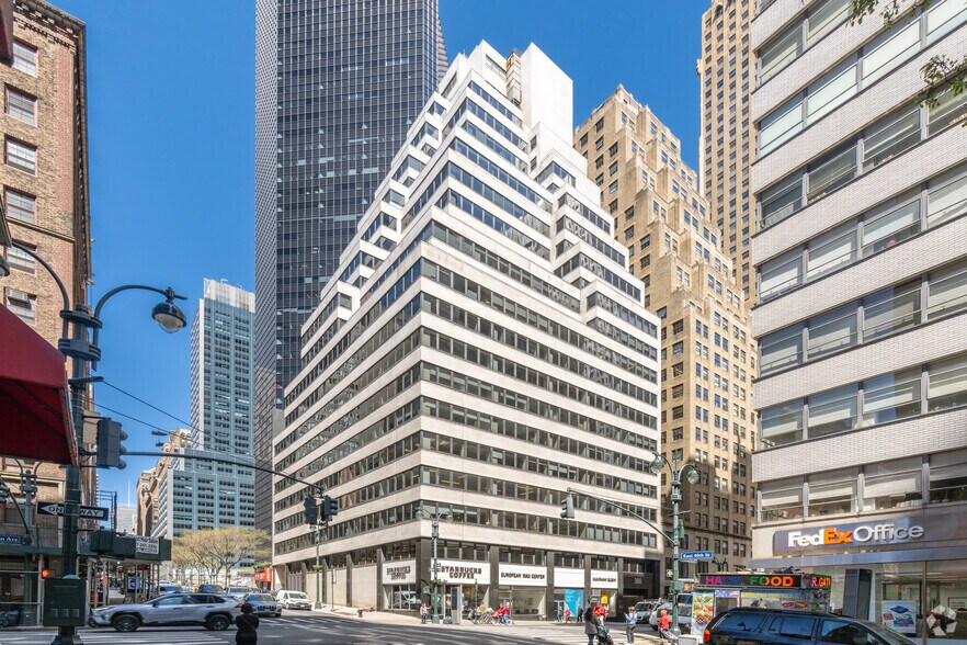 360 Lexington Ave, New York, NY à louer - Photo de l’immeuble – Image 2 sur 4
