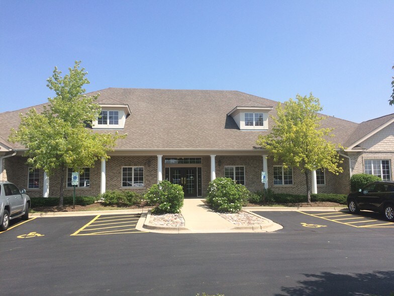 3 Executive Ct, South Barrington, IL à vendre - Photo principale – Image 1 sur 86