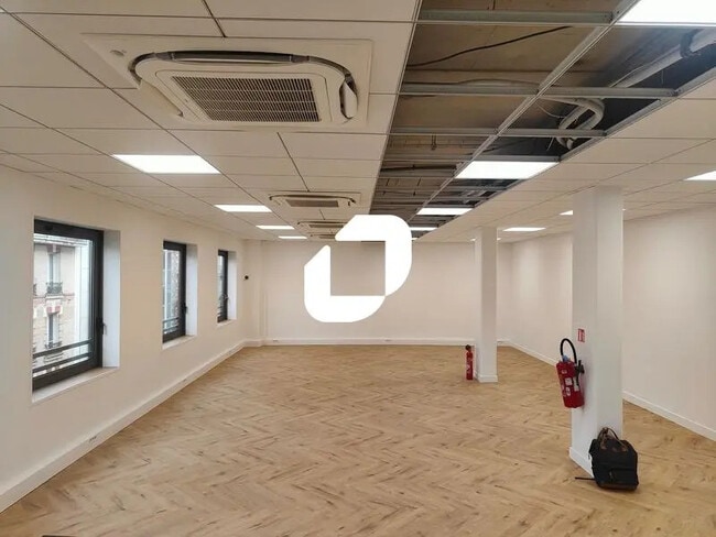 Plus de détails pour 16 Rue De Solferino, Boulogne-Billancourt - Bureau à louer