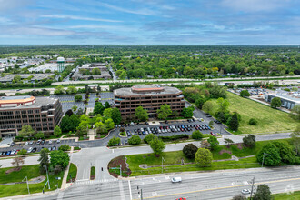 2443 Warrenville Rd, Lisle, IL - VUE AÉRIENNE  vue de carte