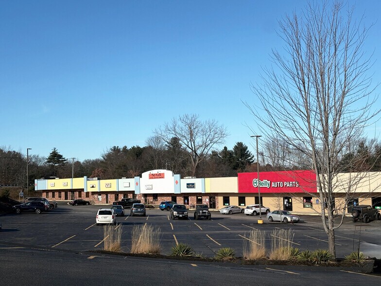 15 N Main St, Bellingham, MA à vendre - Photo principale – Image 1 sur 9