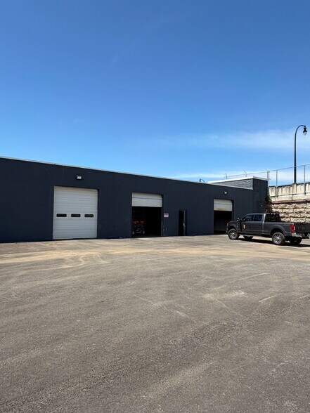 297 Babcock St, Buffalo, NY à louer - Photo de l’immeuble – Image 2 sur 11