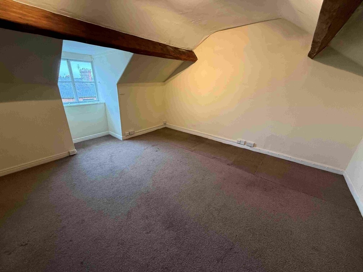 192-194 Nantwich Rd, Crewe, CHS CW2 6BP - Lot 192 - - Photo intérieure - Image 1 of 9