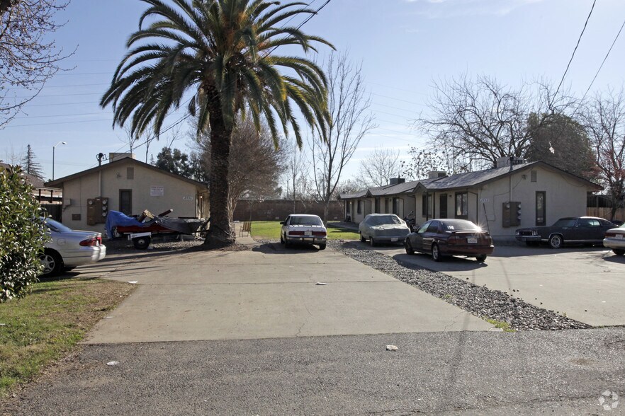 2932-2936 Connie Dr, Sacramento, CA à vendre - Photo de l’immeuble – Image 2 sur 2