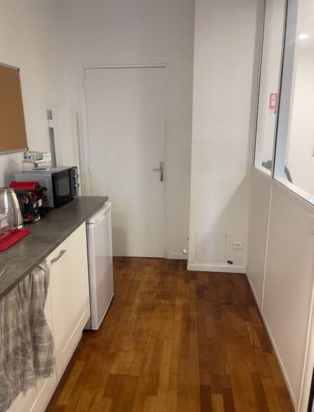 22 Rue Sarrette, Paris à louer - Photo de l’immeuble – Image 3 sur 8