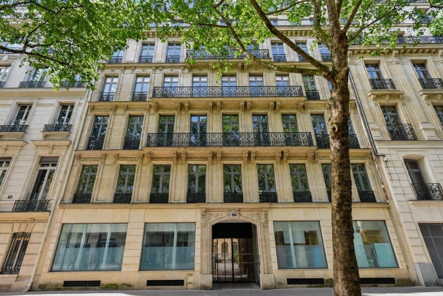 75-77 Boulevard Haussmann, Paris à louer - Photo de l’immeuble – Image 1 sur 15
