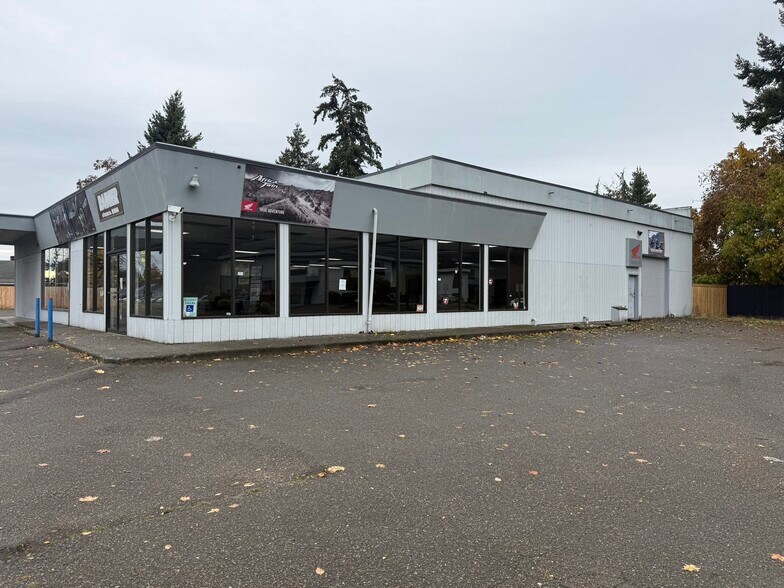 16002 Pacific Ave S, Spanaway, WA à vendre - Photo de l’immeuble – Image 2 sur 31