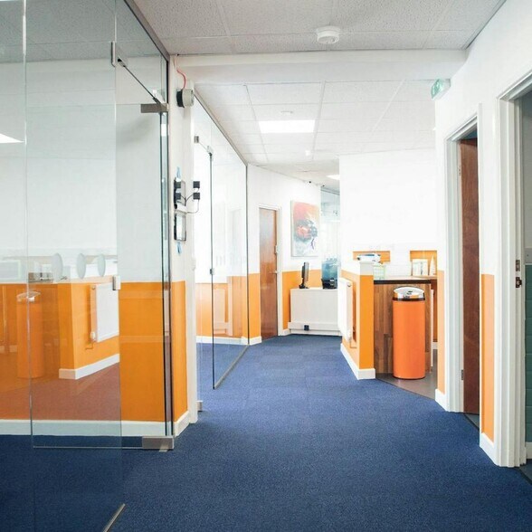 Stoke Rd, Stoke On Trent à louer - Photo de l’immeuble – Image 3 sur 8