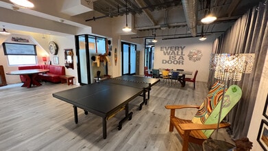 400-412 Wilshire Blvd, Santa Monica, CA à louer Photo de l’immeuble– Image 1 sur 10