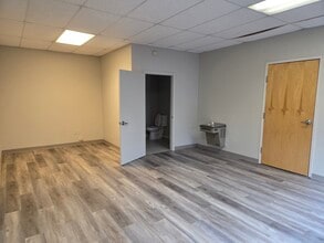 5875 Mining Ter, Jacksonville, FL à louer Photo intérieure– Image 2 sur 8