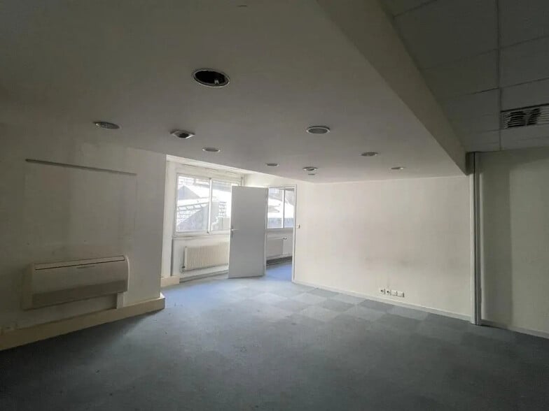 Bureau dans Vannes à louer - Photo de l’immeuble – Image 2 sur 4