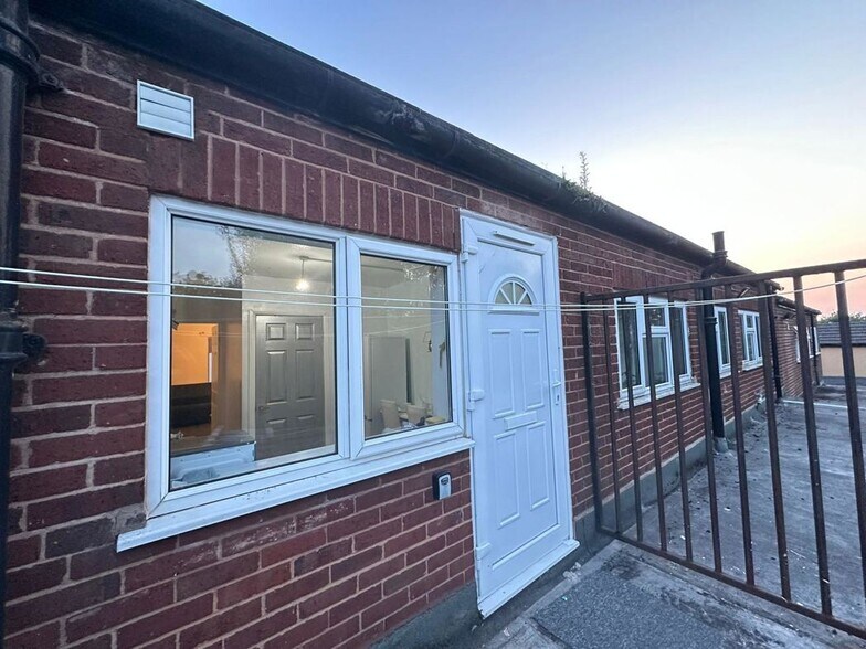 36-38 Windmill Hl, Halesowen à vendre - Photo de l’immeuble – Image 3 sur 8