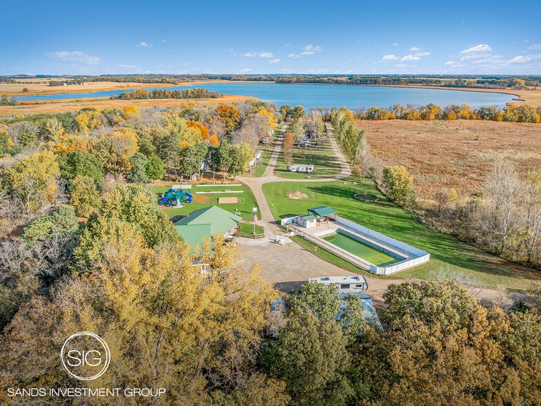15694 717th Ave, Albert Lea, MN à vendre - Photo principale – Image 1 sur 5