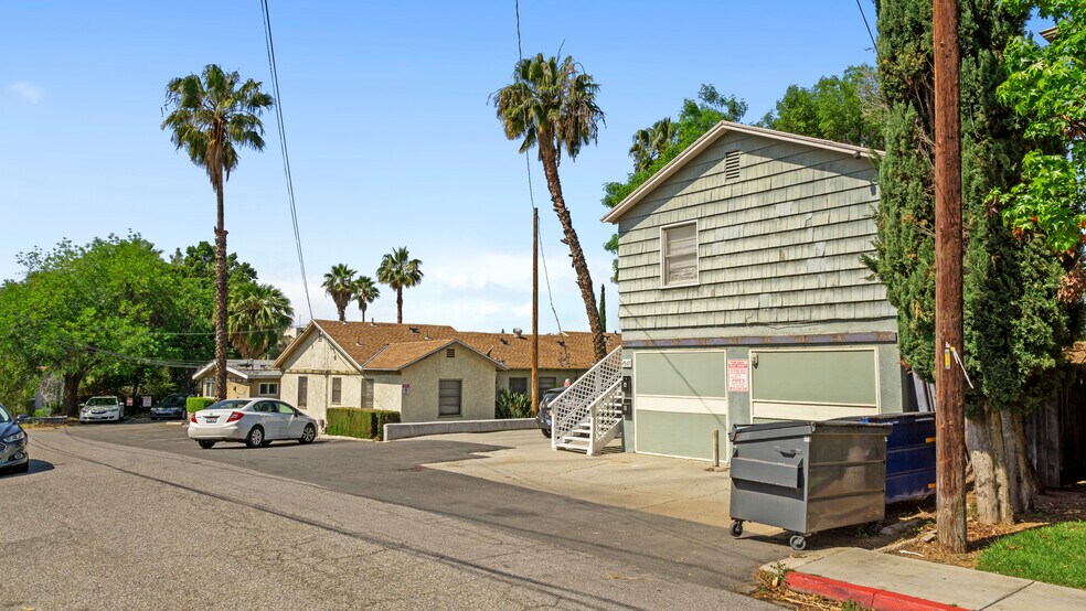 4545-4581 Main St, Riverside, CA à vendre - Photo de l’immeuble – Image 3 sur 8