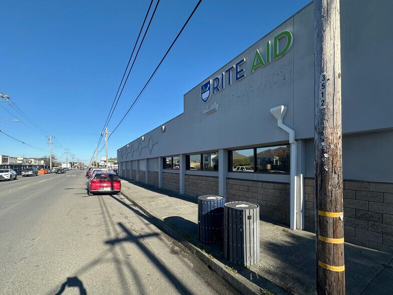 411 Harris St, Eureka, CA à louer - Photo de l’immeuble – Image 2 sur 20