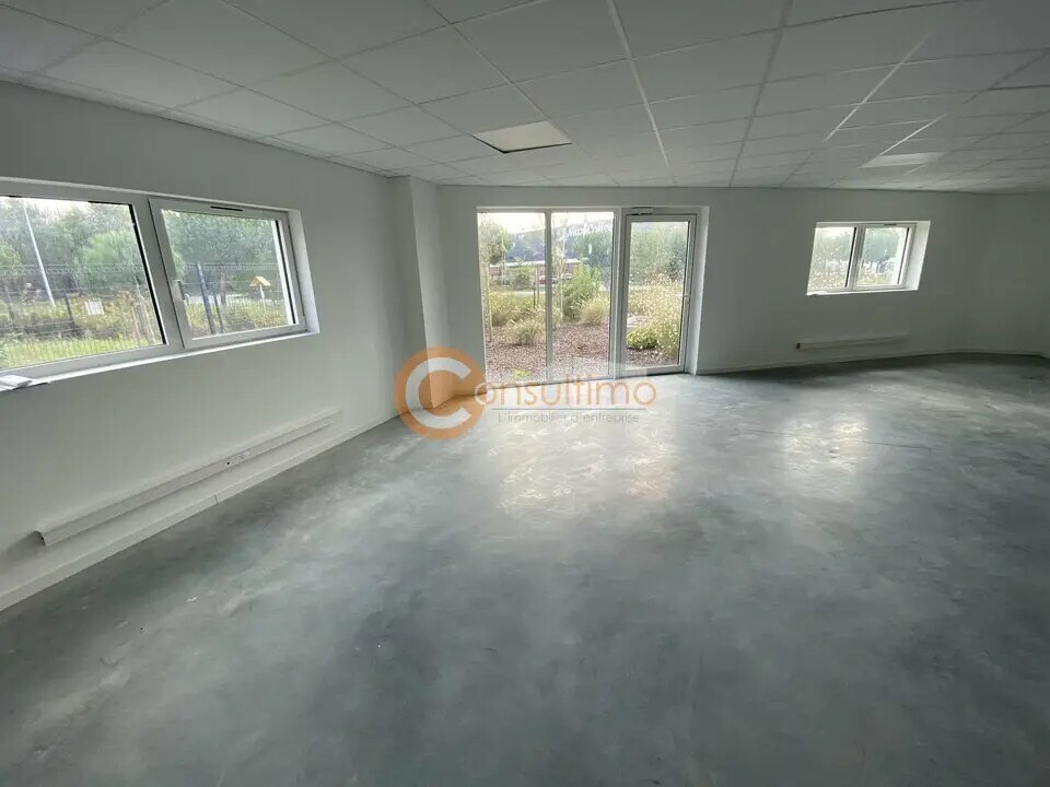 Bureau dans Mios à louer Photo intérieure– Image 1 sur 8