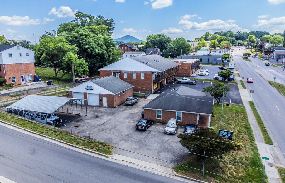 310/330 W. Virginia Ave & 516 4th St portefeuille de 1 biens à vendre sur LoopNet.fr - Photo de l’immeuble – Image 2 sur 32