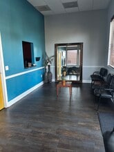 13117 66th St, Largo, FL à louer Hall d’entrée– Image 2 sur 8