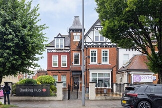 Plus de détails pour 62 Station Rd, Londres - Bureau à louer