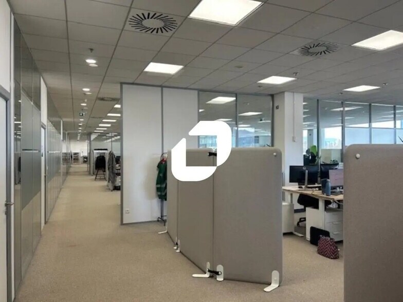 5 Avenue Raymond Chanas, Eybens à louer - Photo intérieure – Image 3 sur 7