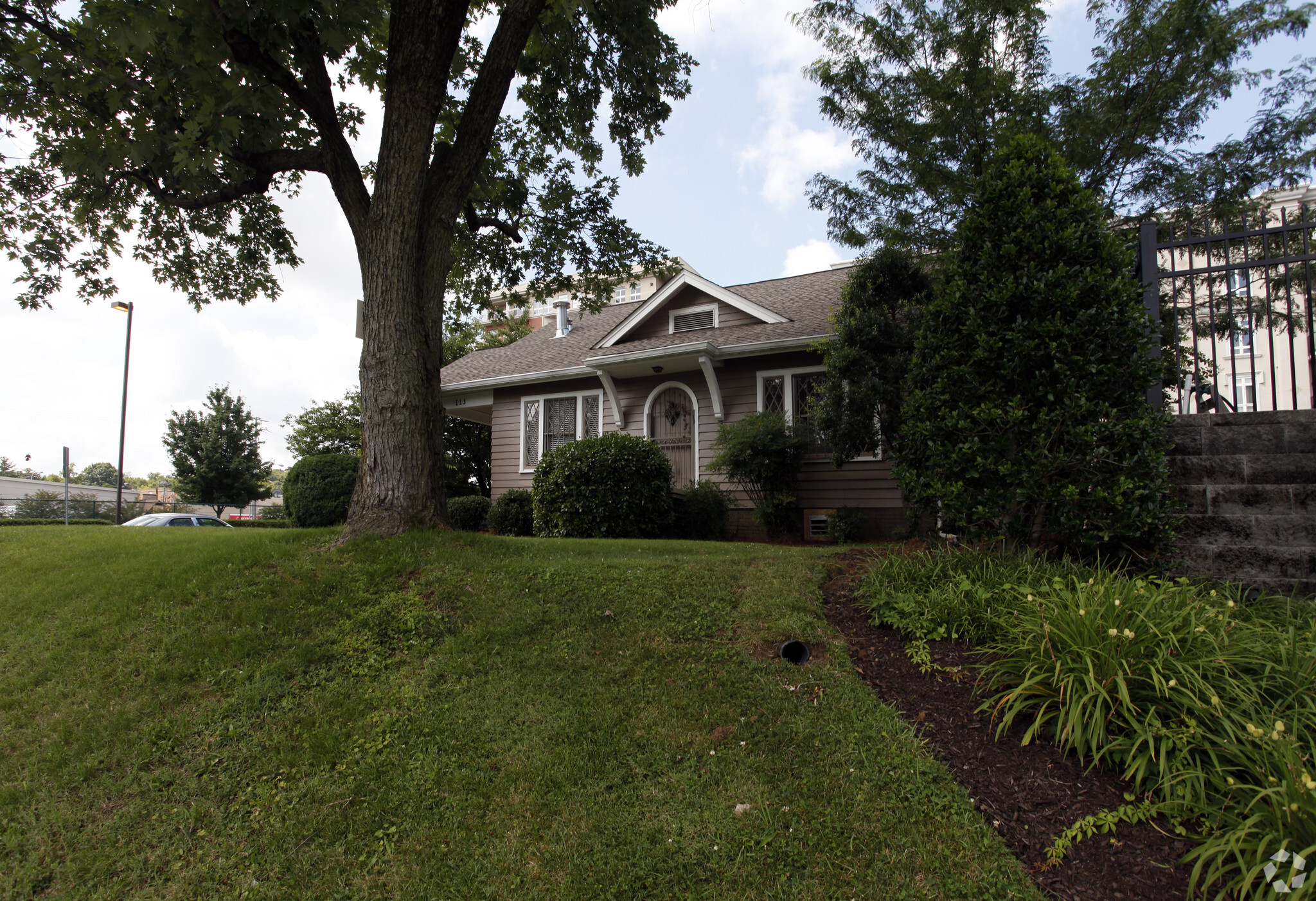 113 30th Ave N, Nashville, TN à vendre Photo de l’immeuble– Image 1 sur 26
