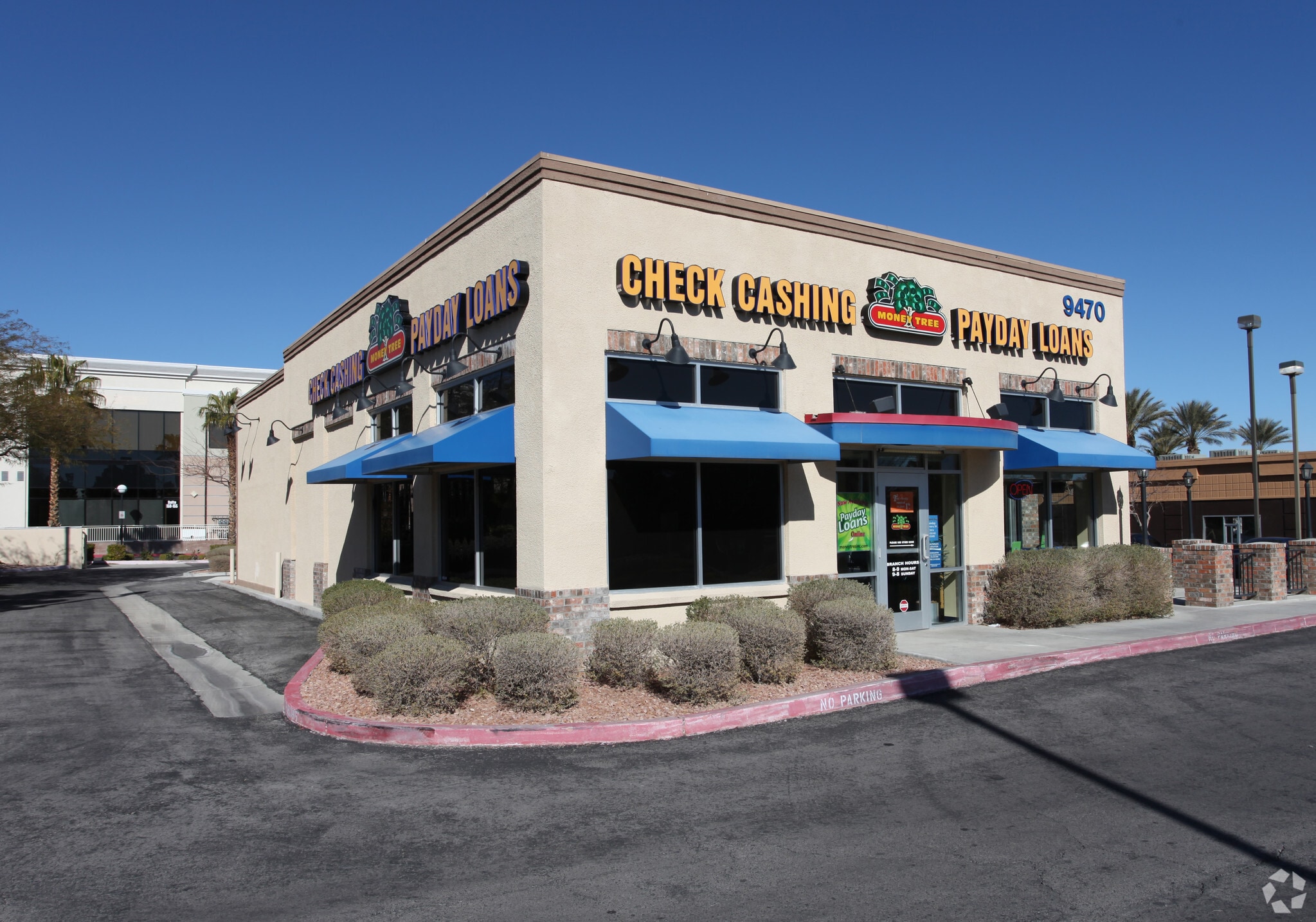 9470 W Sahara Ave, Las Vegas, NV à louer Photo principale– Image 1 sur 6