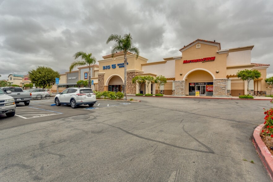 Central Ave, Lake Elsinore, CA à louer - Photo de l’immeuble – Image 1 sur 13