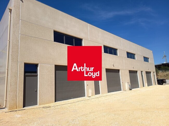 Plus de détails pour Local d'activités à louer