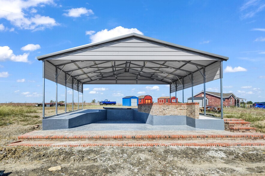 5989 N FM 51, Weatherford, TX à vendre - Photo de l’immeuble – Image 2 sur 22