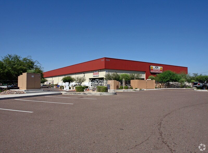2620 E Greenway Rd, Phoenix, AZ à louer - Photo de l’immeuble – Image 2 sur 2